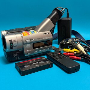 Sony CCD-TR913E: Video Camera Recorder PAL / Video HI8 XR - Etsy