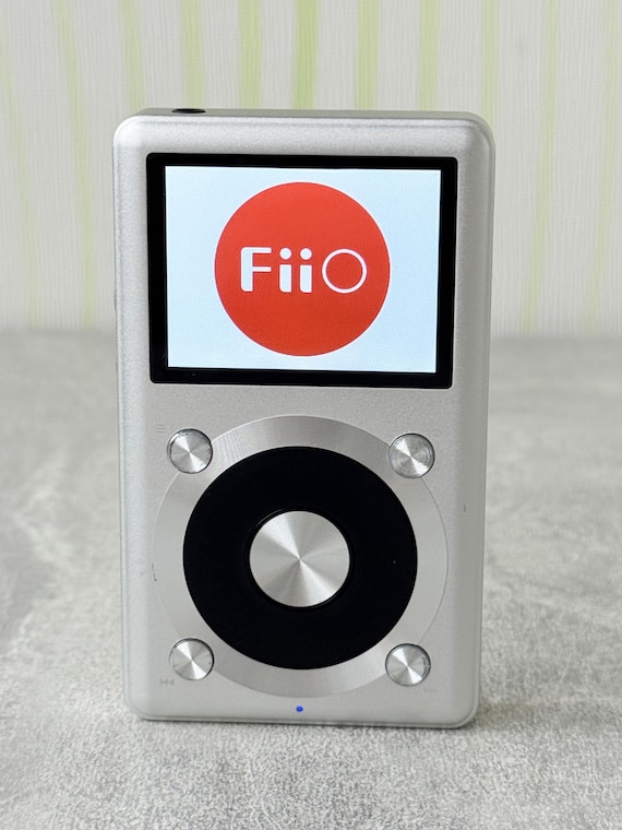 FiiO X1 Portable Hi-Res Music Player / Digital Audio Player DAP MicroSD Silver Tested