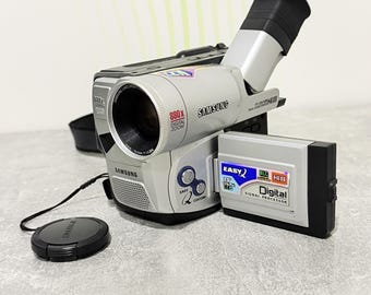 Sony Handycam CCD-TR440E Video 8 Video Camera Recorder - Tested OK