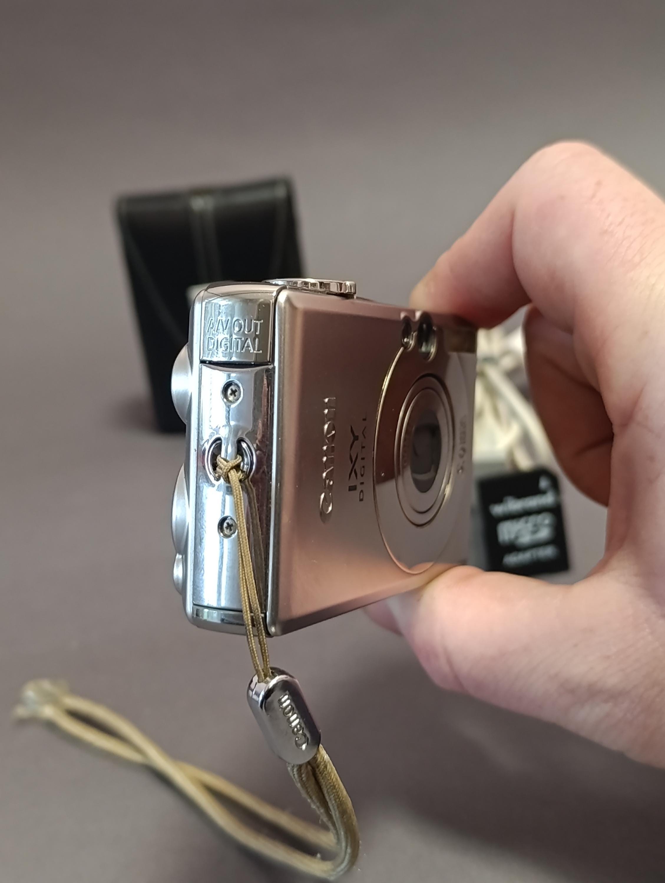 Canon IXY DIGITAL 60: 5MP Retro Compact Camera From Japan - Etsy