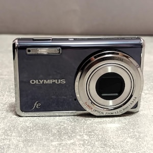 NEW! Olympus FE-5020 12.0MP Compact Digital Camera GREY - Full box - Never Used