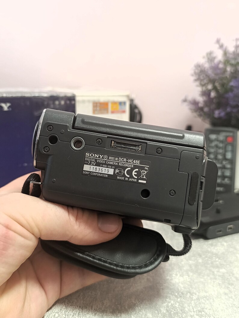 Camescope Sony DCR-HC46 Mini DV - À Réparer / Pour Pièces