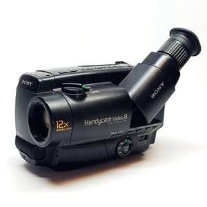 SONY CCD-TR67 Handycam Video8 XR Camcorder Camera SONY CCD-TR67 Handycam Video8 XR Camcorder Camera