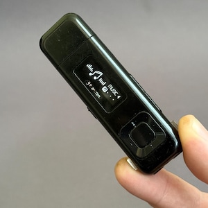 Transcend MP330 8GB USB MP3 Player With FM Radio and Direct Line