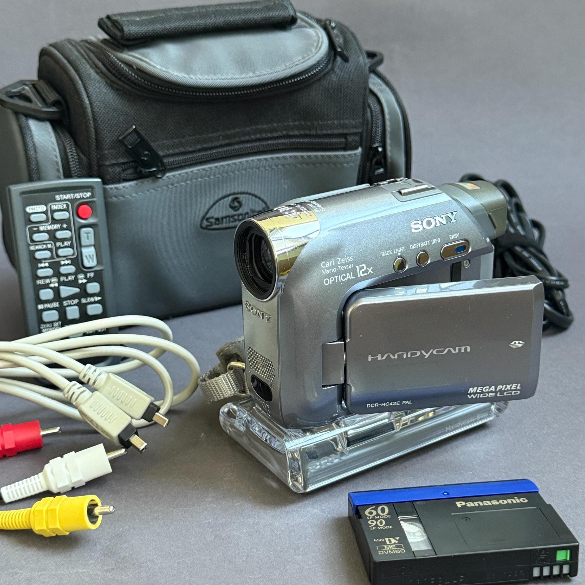 Sony Handycam DCR-HC42E Handheld Minidv Camcorder Silver - Tested