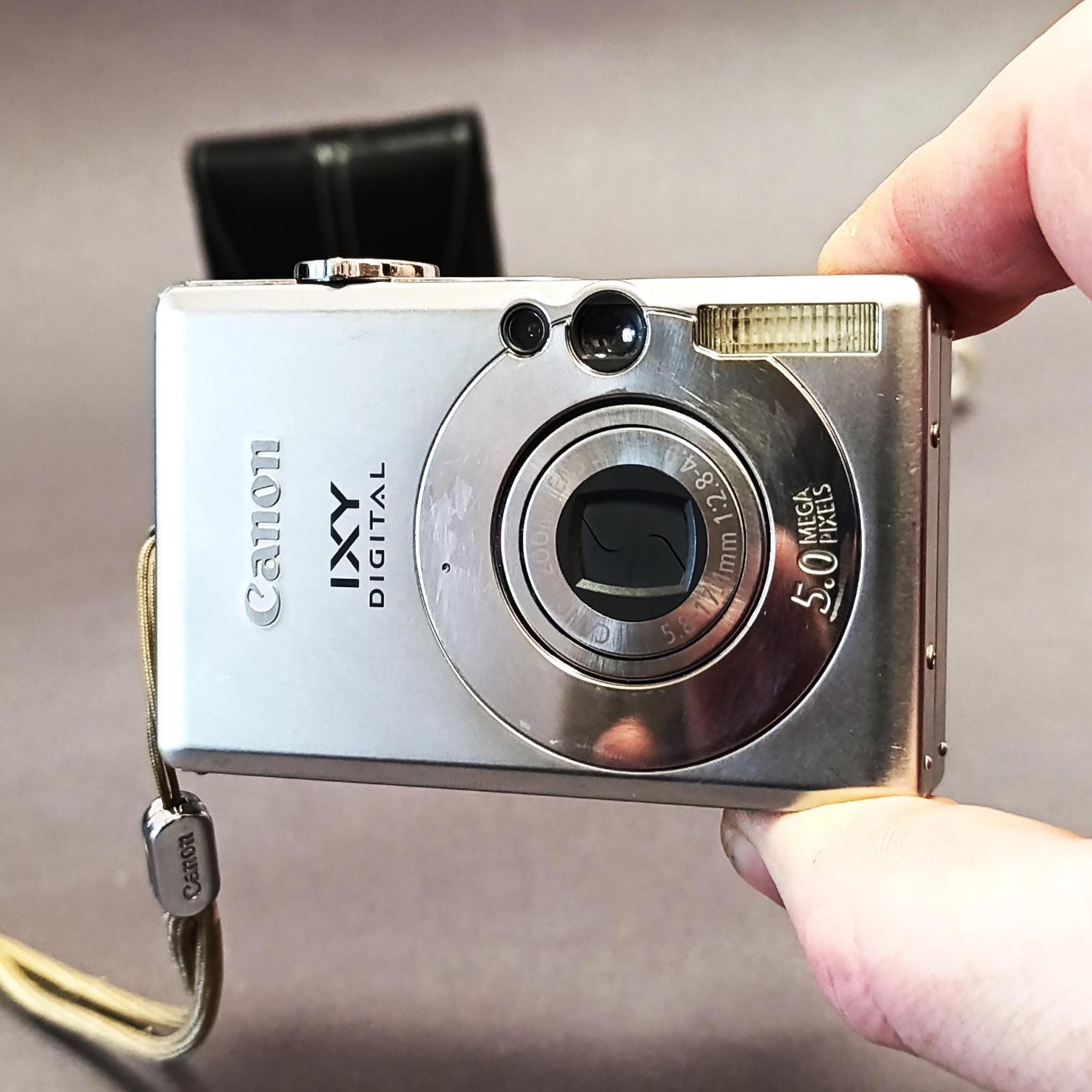 Canon IXY DIGITAL 12.1メガピクセル Canon IXY DIGITAL 12.1メガピクセル - メルカリ