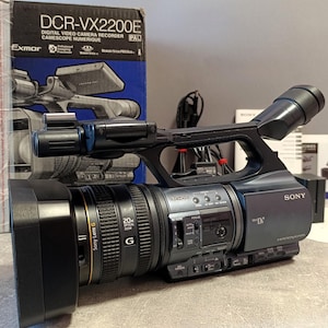 Sony DCR-VX2200E Handycam JAPAN Recorder Digital Video Camera Fully  Functional