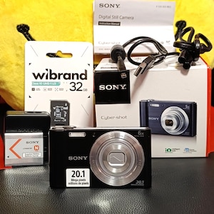 Sony CyberShot DSC-W810 20.1MP Digital Camera Black Full Box SD 32 GB - Tested