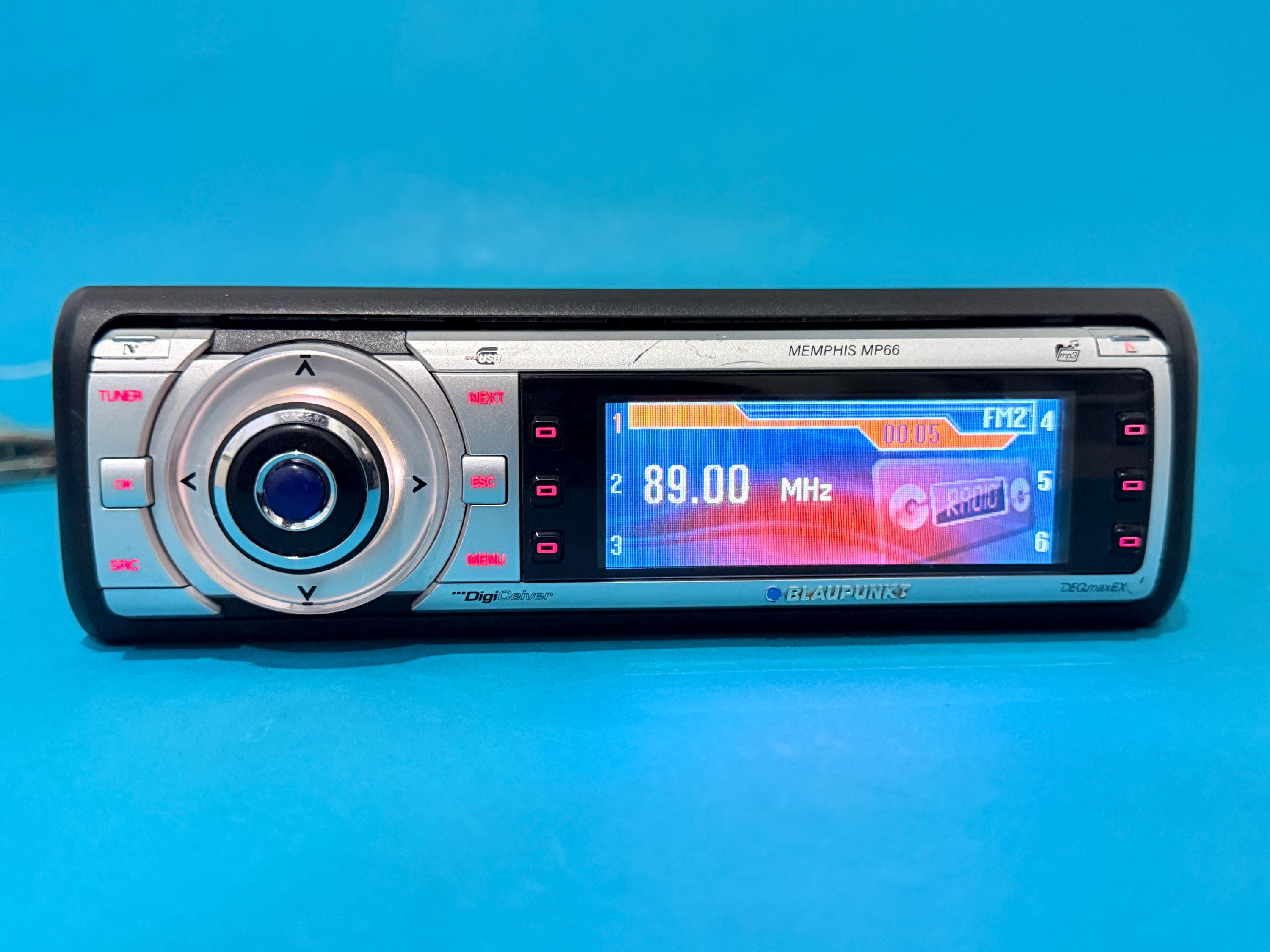 Blaupunkt Memphis MP66 Car Stereo CD MP3 Player AUX Car Radio Head