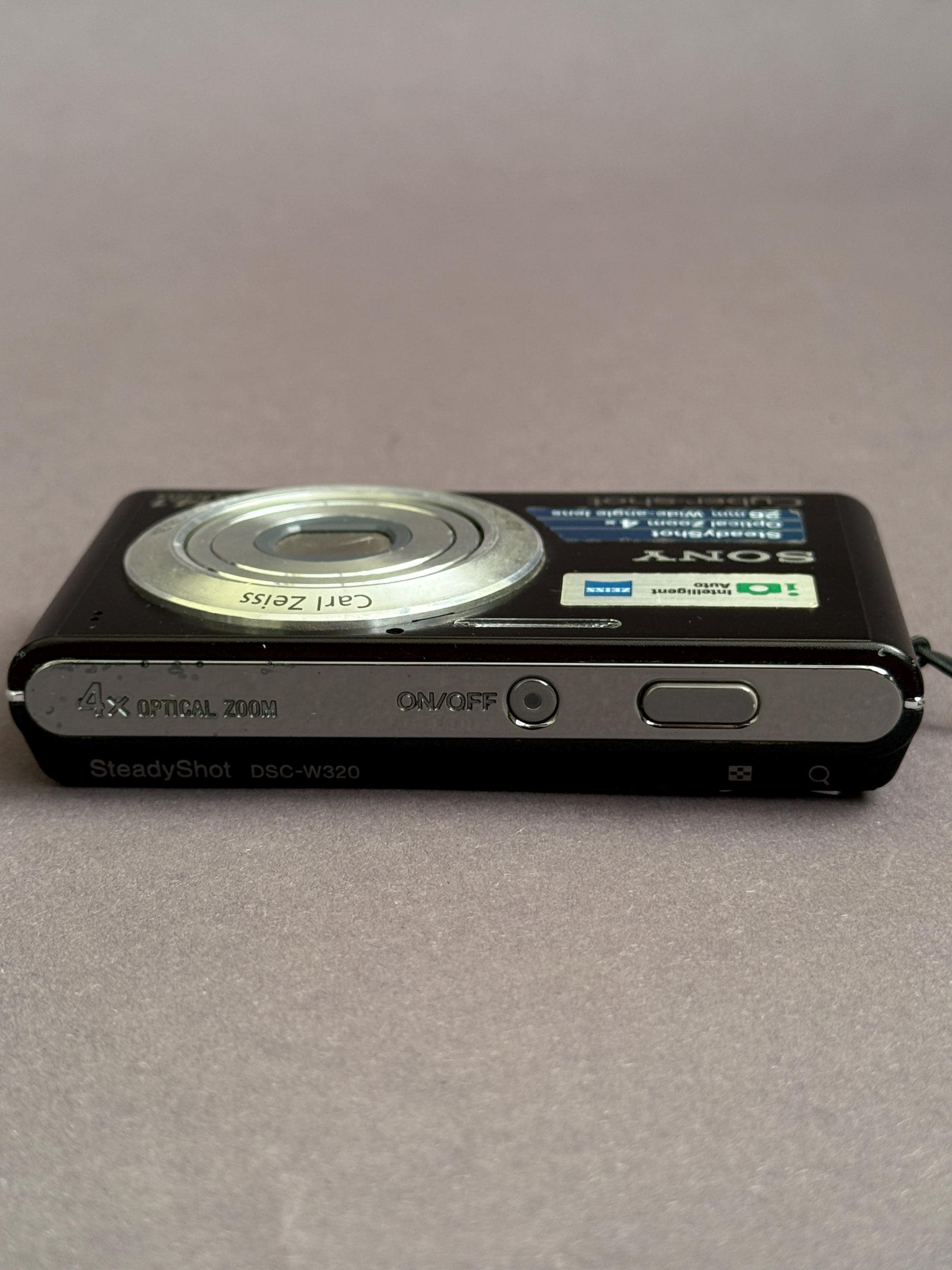 SONY Cyber-shot DSC-W320: Black 14.1 MP Compact Digital Camera