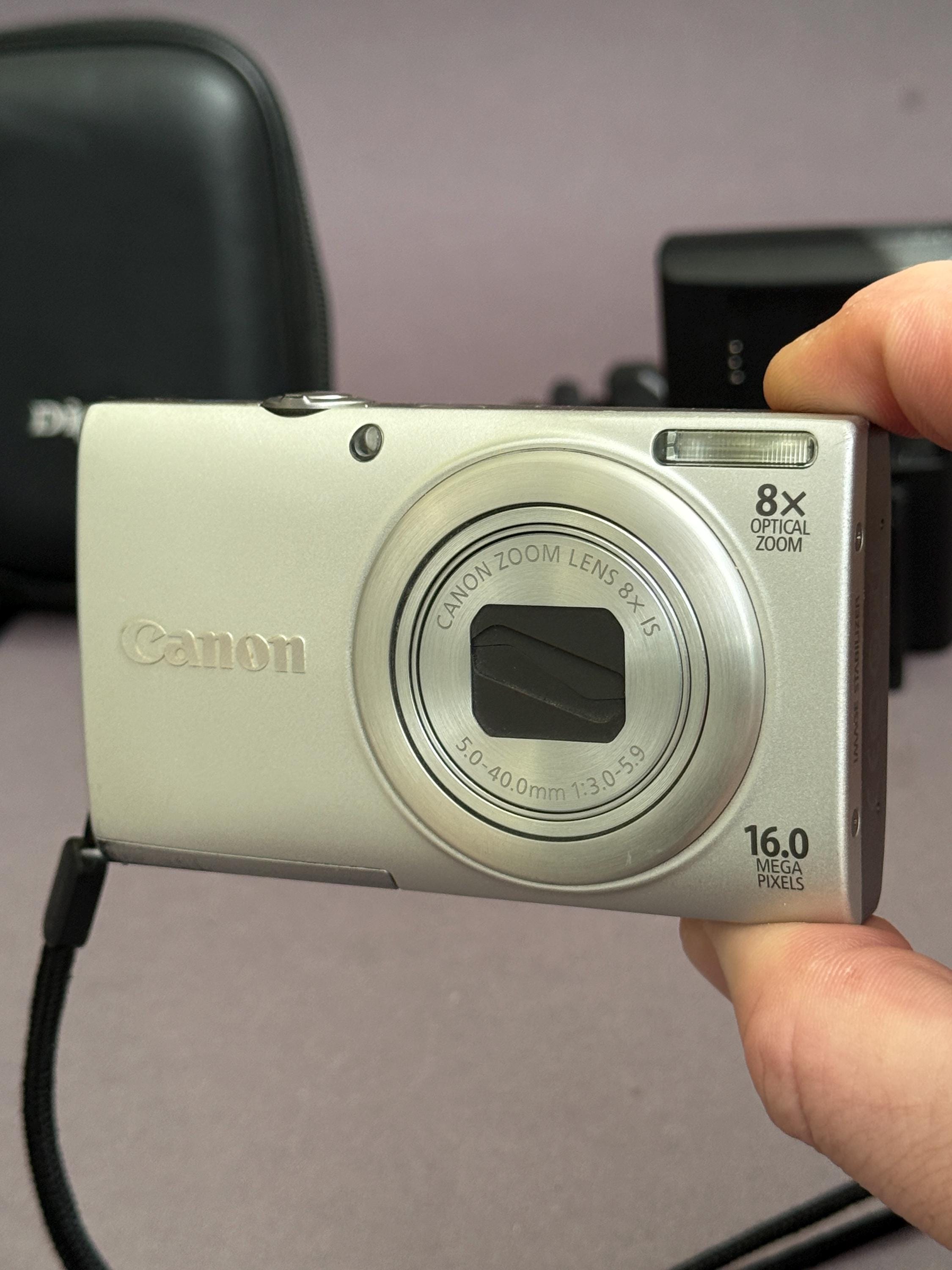 Canon PowerShot A4000 IS – Appareil Photo Compact Rouge – Zoom Optique 8x – Occasion