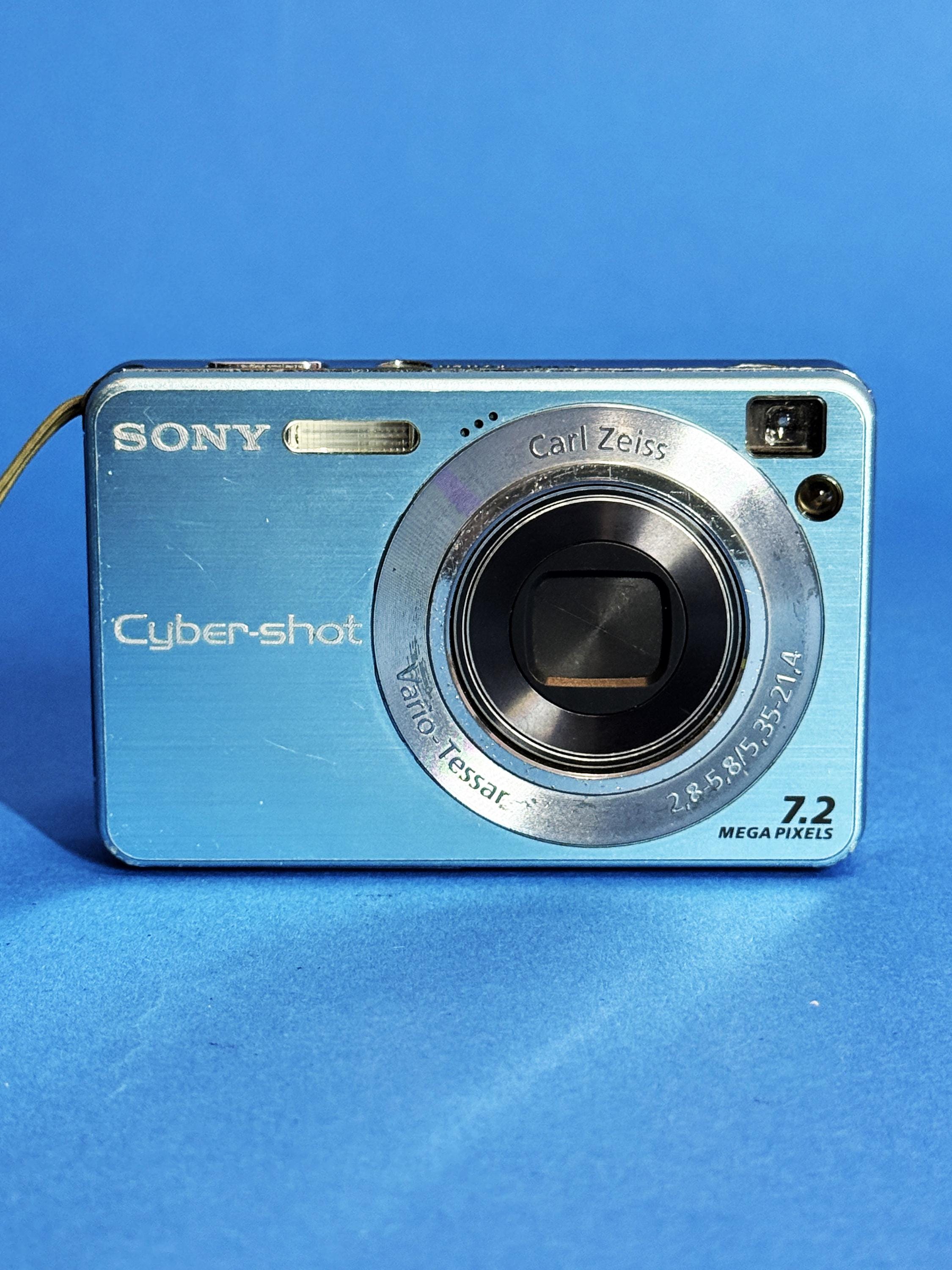 Sony Cyber-shot DSC_W120 Blue 7.1 MP / Digital Compact Camera