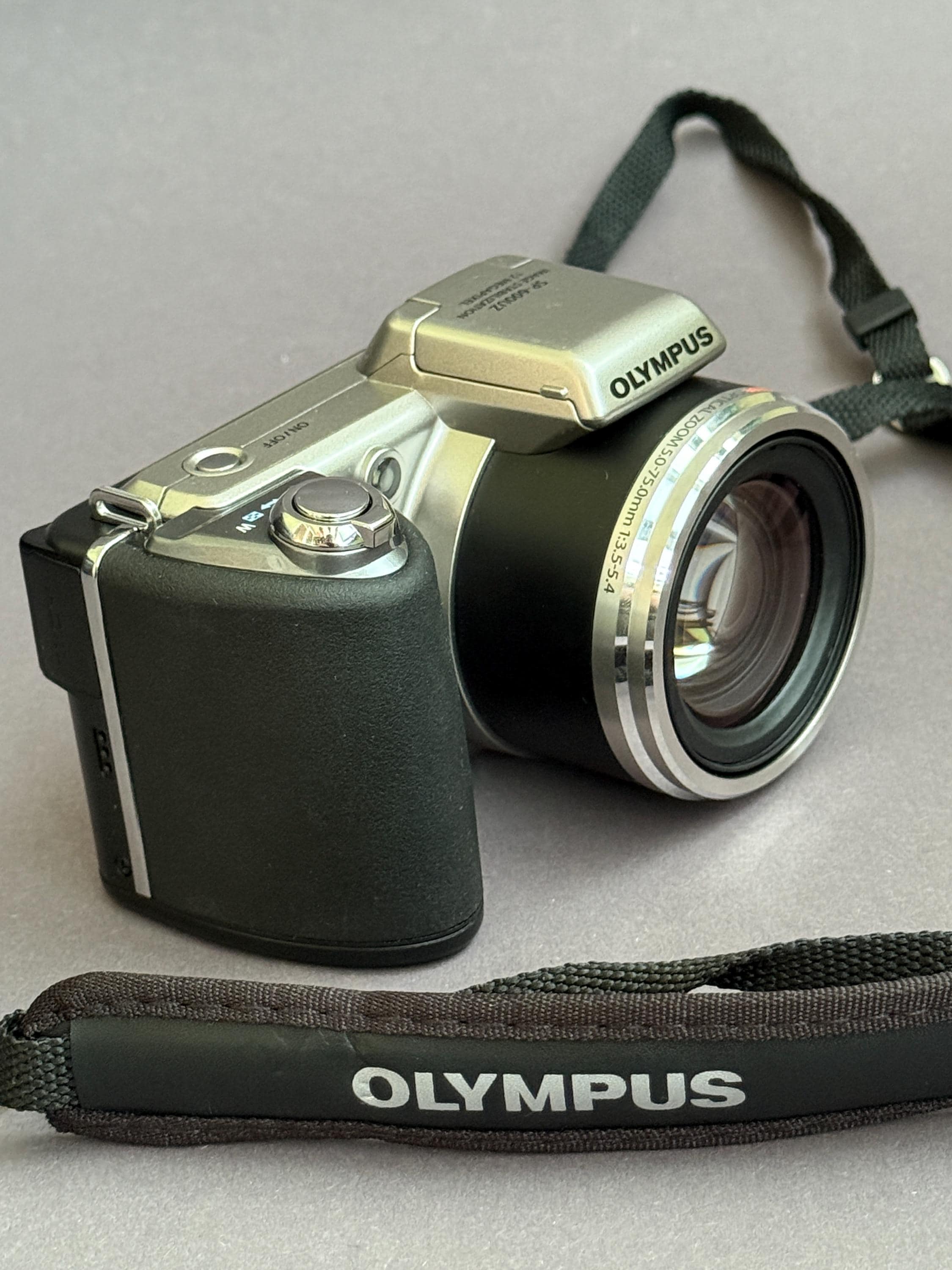 Olympus SP-600UZ: 12.0MP Digital Camera Silver (never Used) - Etsy