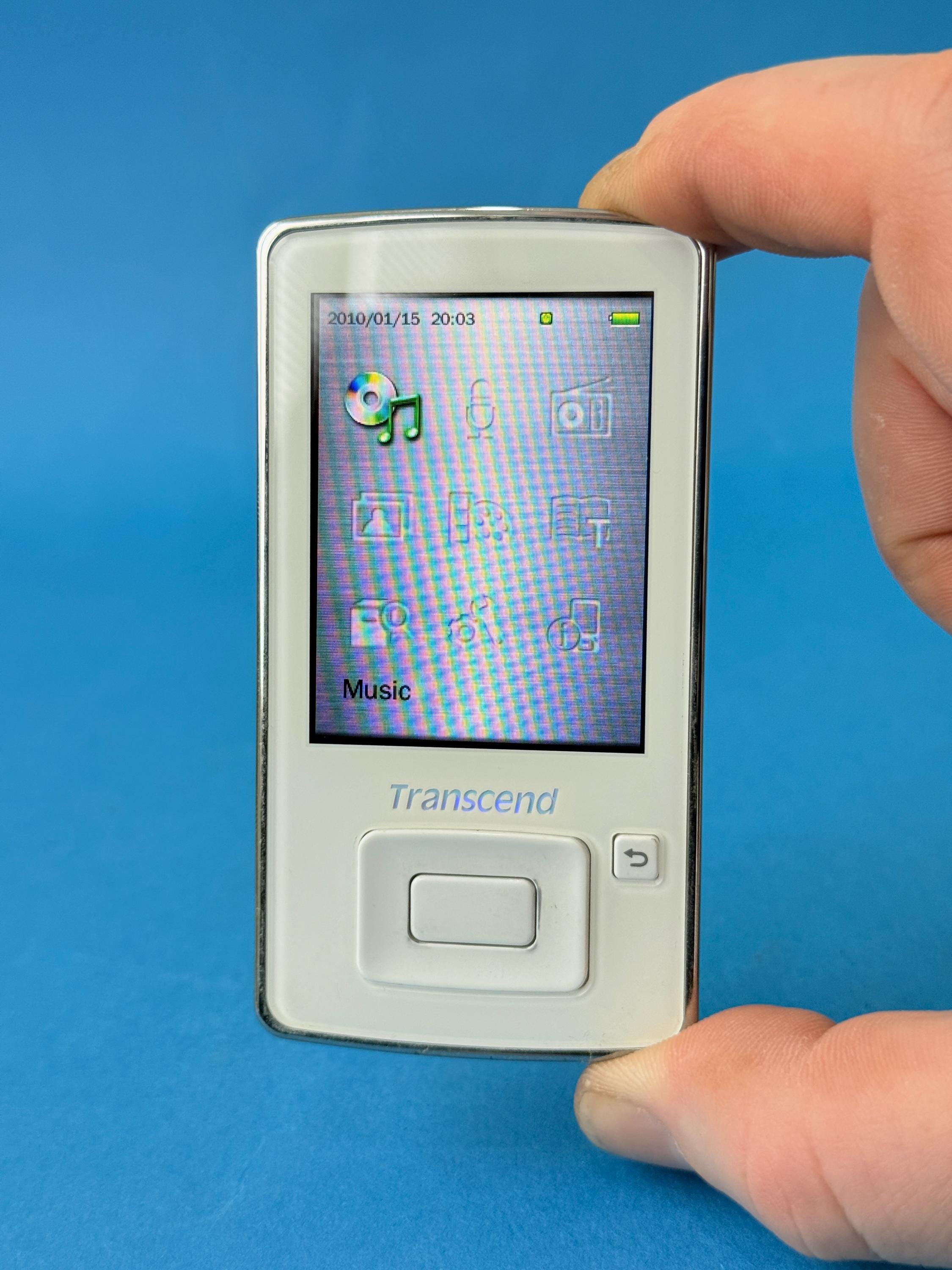 Transcend MP870 8GB MP3 Player: Touchscreen, FM Radio, Video (USB