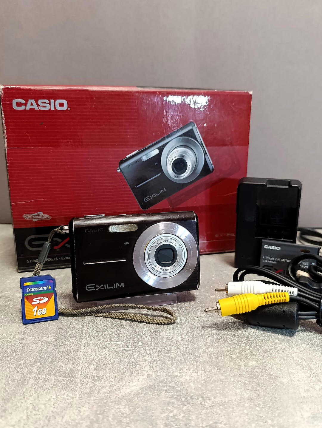 Casio Exilim EX-Z5: Black 5.0MP Compact Digital Camera - Etsy Canada