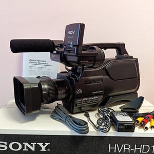 NEW Sony HVR-HD1000E HDV Digital Hd 1080i Video Camera Recorder Pal MiniDV