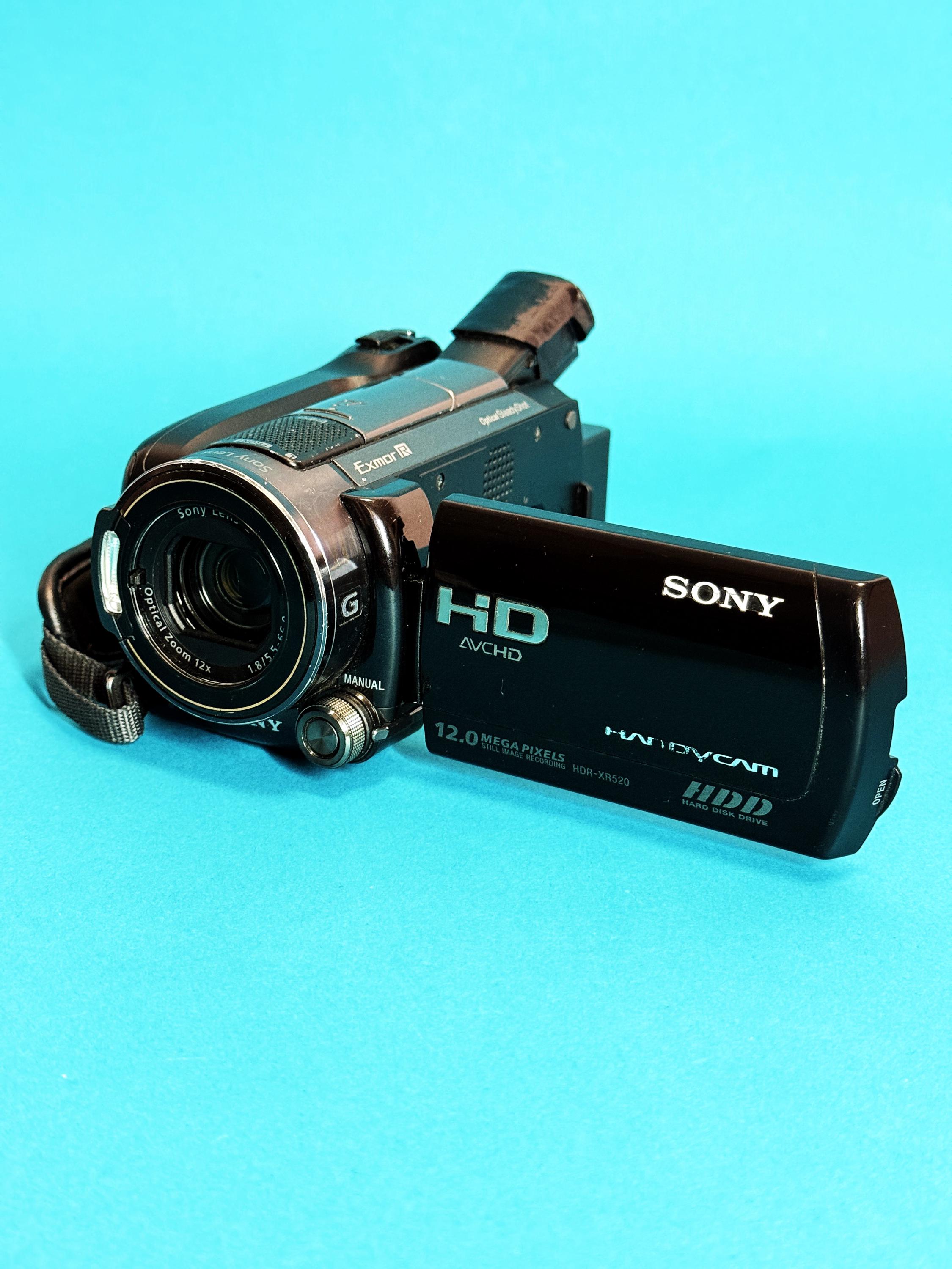 Sony HDR-XR520VE Full HD Digital Camcorder - HDD 240 Gb Handycam