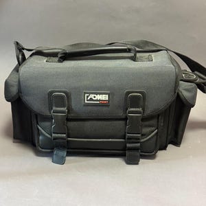 FOMEI Point Bag Vintage Camera Bag Large Rare Shoulder Bag - Perfect Condition