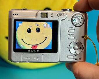 Buy Sony Cybershot DSC-W35 7.2 MP Compact Digital Camera ~ Silver