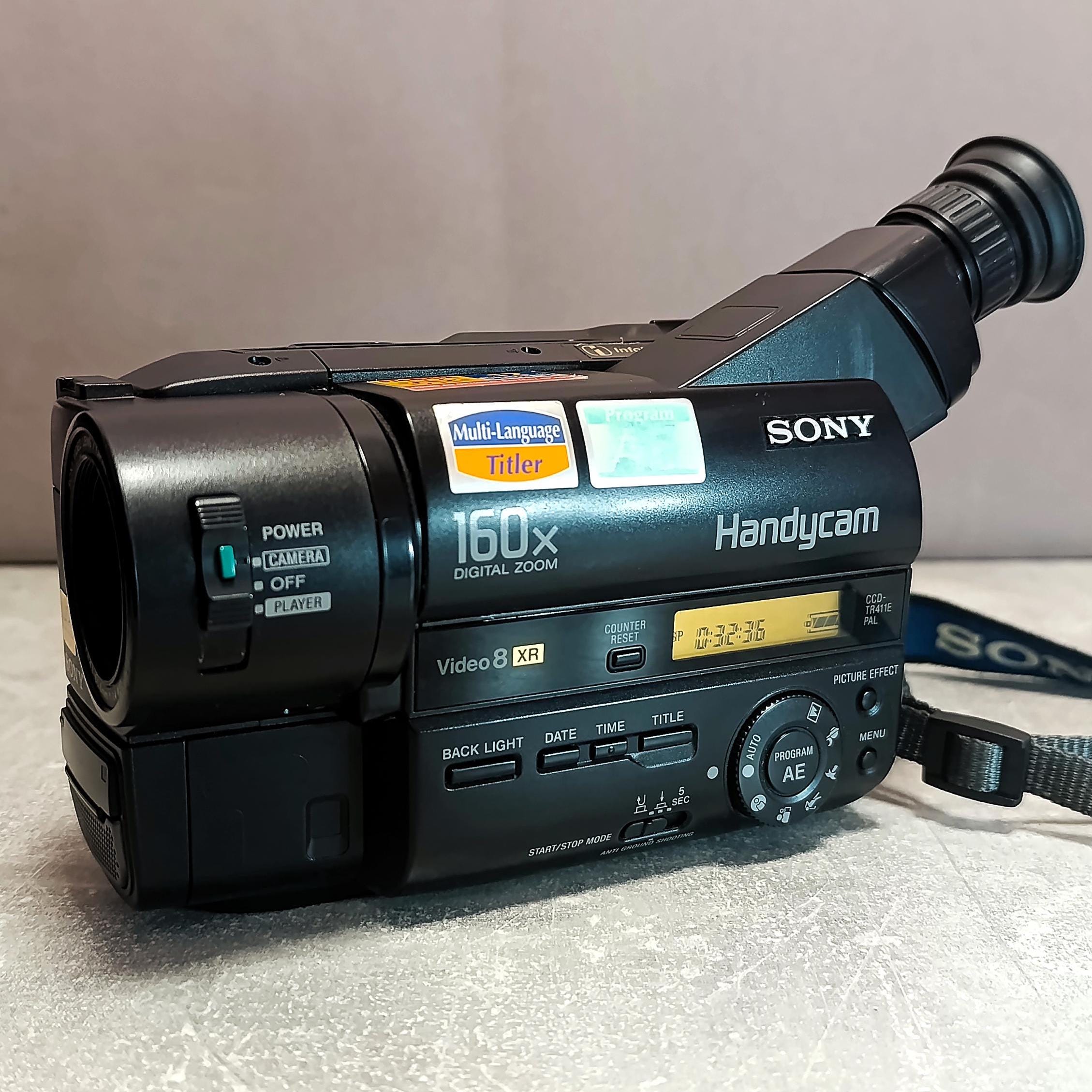 SONY Handycam CCD-TR411E Camcorder Video8 XR Video Camera Hi-8 - W