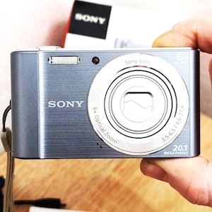 Sony CyberShot DSC-W810 20.1MP Digital Camera Silver SD 8 GB-Fully ready to work