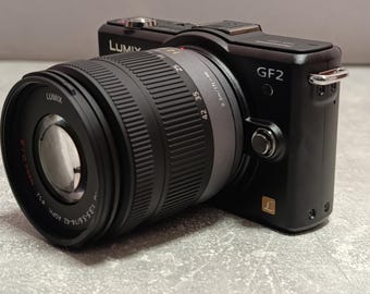 Digital Camera Panasonic Lumix DMC-GF2: Black 12.1 Mp 14-42mm KIT