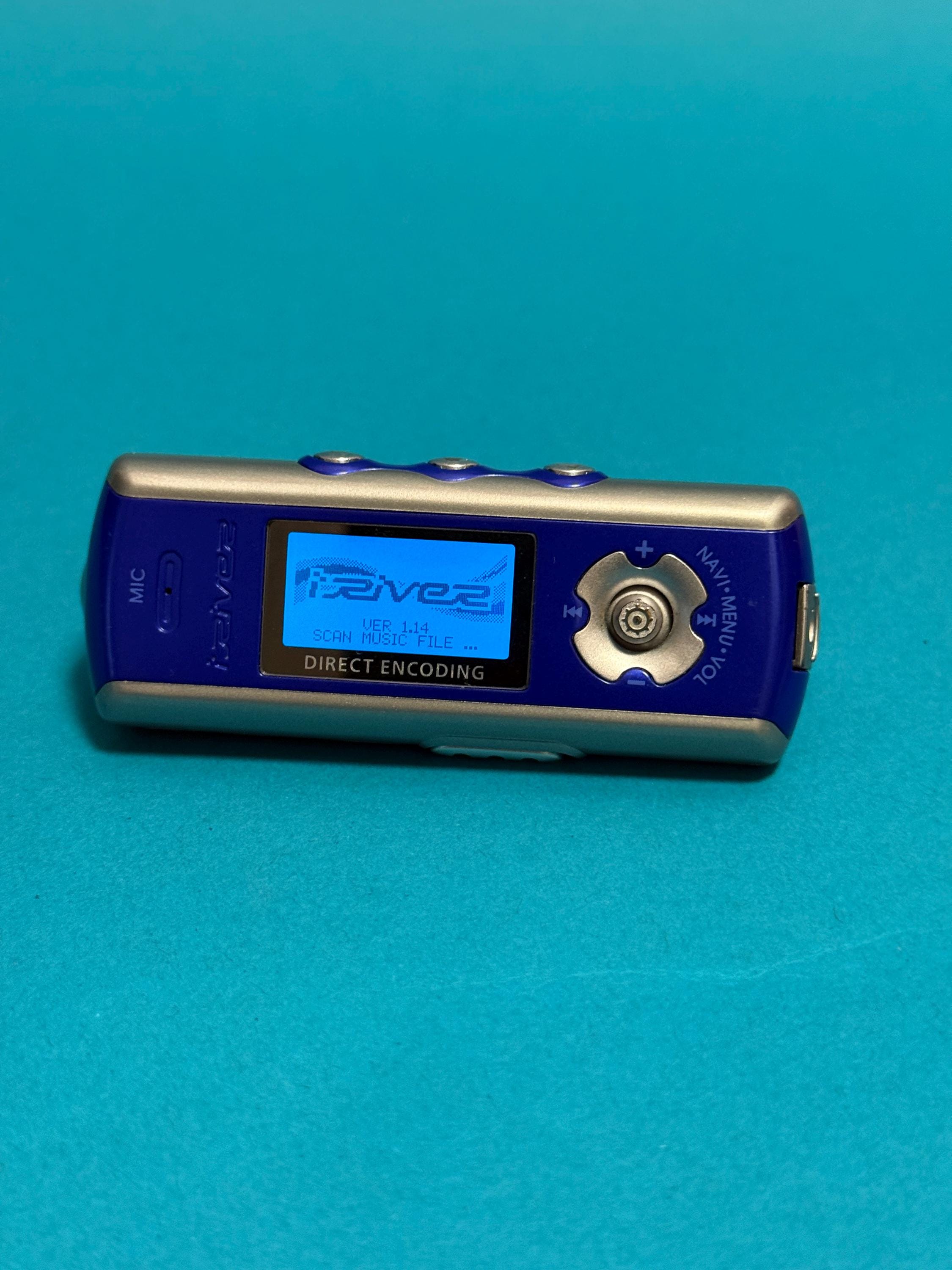 八7450【未使用品】i ポータブルメディアプレーヤー clix ビンテージ iRiver IFP-780 MP3 プレーヤー: 128 MB、ラジオ録音