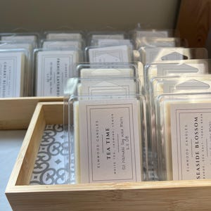 Duftende Sojawachs Melts (2.5 oz): Französischer Lavendel/Chai und mehr zur Auswahl.