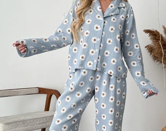 Organic Cotton Double Gauze Muslin Pajama Set, Daisy Print Bridal Loungewear   Muslin Pajama Set, Homewear  Muslin, Crinkled Cotton Pajamas