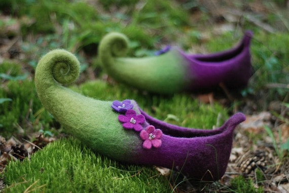 Fairy Shoes Made of Wool Green Purple Pixie Shoes Custom Made
