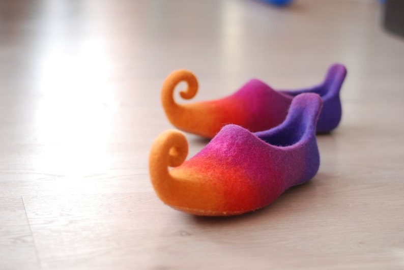 Fairy shoes felted slippers from wool in orange red purple violet or any other color Custom made image 2