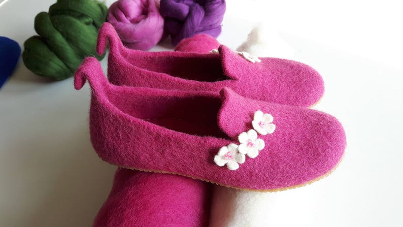 cushy felt clog slippers