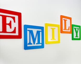 Gepersonaliseerde naambordje met speelgoedthema | Aangepaste 3D-geprinte op avontuur geïnspireerde letters | Kinderkamerdecoratie | Cadeaus voor jongens/meisjes
