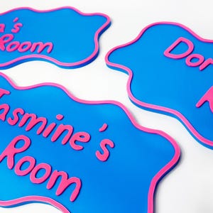 Personalised Pig Name Sign | Custom 3D Printed Bedroom Sign | Adventure Style | Kids Room Decor Sign | Fun & Cheerful Gifts for Boys/Girls