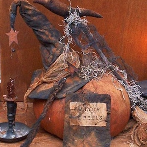 Primitive Grungy Pumpkin, Witch&#39;s Hat, Spell Book and Wand..-..E-Pattern Download..-..