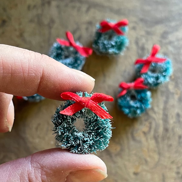 6 Micro Mini Wreaths - Tiny Retro Frosted Christmas Wreaths - 1 Inch Retro Holiday Dollhouse Decor