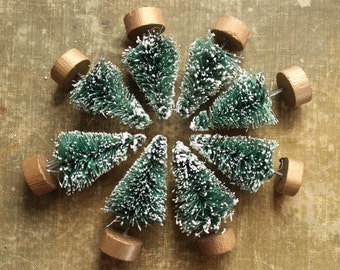 8 Green Bottle Brush Trees - 1-1/2 inch Vintage Style Bottlebrush Christmas Trees -  Set of 8 Miniature Evergreen  Trees