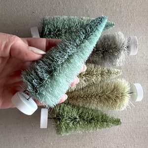 Mint Green Bottle Brush Trees Winter Greens Vintage Style Sisal Tree Collection Christmas Decorating Holiday Display zdjęcie 2