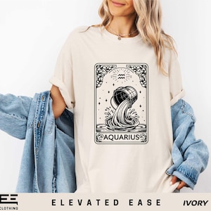 Komfort Farben Wassermann Tarot Karte Shirt, Sternzeichen Sweatshirt, Wassermann Astrologie Shirt, Wassermann Shirt, Geschenk für Janurar, Februar Geburtstag Shirt