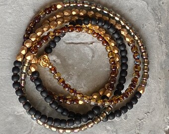 Seed Bead 5 Wrap Bracelet, Black And Gold Seed Bead Bracelet, Magnetic Clasp Bracelet, Gift For Her