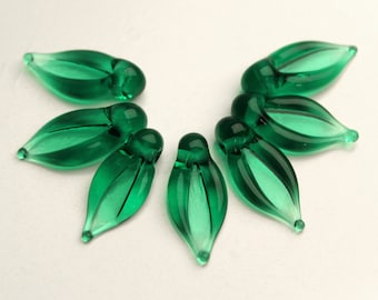 Set of 7 Emerald Green Lampwork Glass Beads, handmade artisan lampwork leaf beads