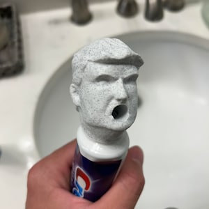 Donald Trump Zahnpastaspender