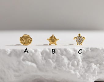 Starfish Sea Turtle Labret, Titanium Internally Threaded Flat Back Earring