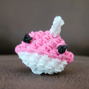 Loomigurumi mini narwhal