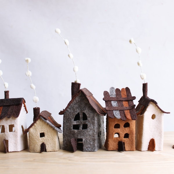 Miniature felt houses with tree, Home decor. Textil art.