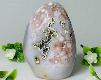 Pink Flower Agate Freeform (1.3 lbs) – Lavender Blush with Orbicular Patterns & Golden Accents
