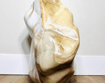 XXL White Banded Agate Freeform 67 lb – Sweeping Ivory Gold Bands, Tall Monumental Mineral Sculpture