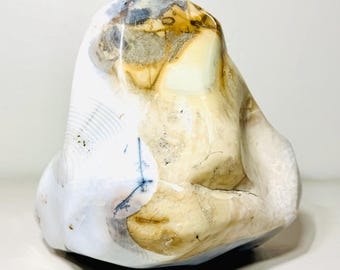 XL White Banded Agate Freeform 46 lb – Blue Gray Fan Bands, Crystal Pockets, Collector Mineral Sculpture