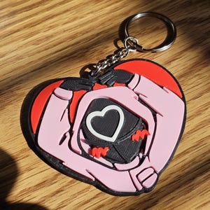 Squid Guard Game Heart 3D Valentine&#39;s Keychain Gift