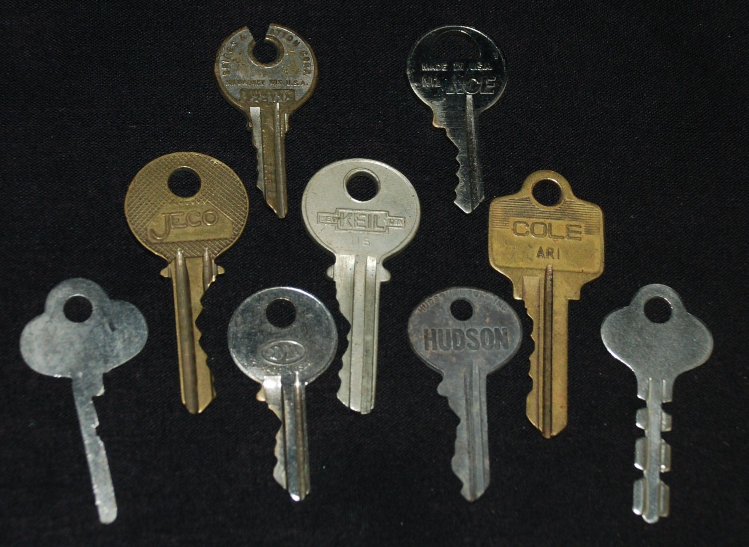 OLD KEYS LOT OF 200／US VINTAGE Old Keys in Bulk - Etsy